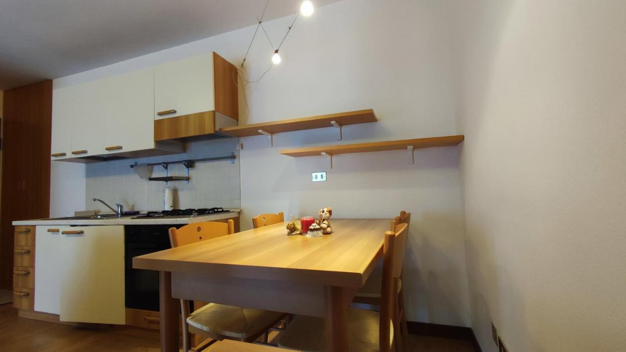 Casa Aprica Piste Da Sci Baradello Apartment Exterior photo